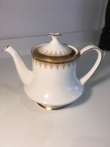 【送料無料】キッチン用品・食器・調理器具・陶器　パラゴンアテナティーポットティーポット細かい骨中国はイギリスで作られましたParagon Athena Tea Pot Teapot Fine Bone China Made In England