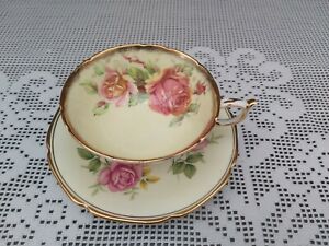 【送料無料】キッチン用品・食器・調理器具・陶器　パラゴン淡黄色の地面バラカップとソーサーParagon pale yellow ground Roses cup and saucer