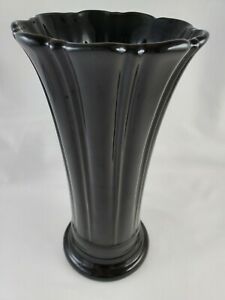 【送料無料】キッチン用品・食器・調理器具・陶器　フィエスタ引退ブラックフレアラッフルフラワー花瓶米国署名フィレスタウェアFiesta Retired Black Flared Ruffle Flower Vase 9 5/8 USA Signed Fiestaware