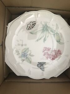 【送料無料】キッチン用品・食器・調理器具・陶器　ニューレノックスバタフライメドウディナープレートセットNew Lenox Butterfly Meadow 11 Dinner Plates Set of 6