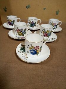 【送料無料】キッチン用品・食器・調理器具・陶器　ロイヤルウスターヴィンテージコーヒーカップとソーサー6 Royal Worcester Vintage Coffee Cups and Saucers