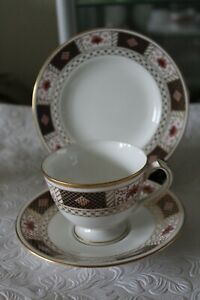 【送料無料】キッチン用品・食器・調理器具・陶器　ロイヤルクラウンダービーボーダートリオRoyal Crown Derby Border Trio