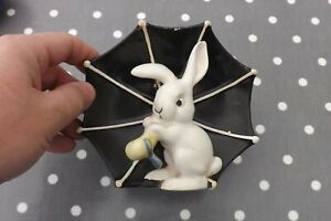 【貨物輸送無料】勝手もと装置・食器・膳立て手道具・瀬戸もの 人並み外れたゲーベル瀬戸もの中国家兎と傘の花立て高さRARE 1930 GOEBEL PORCELAIN CHINA A RABBIT AND UMBRELLA VASE 14CMS HIGH