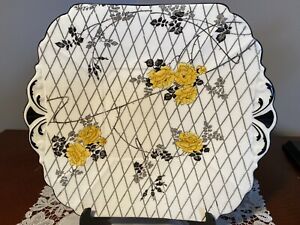 【送料無料】キッチン用品・食器・調理器具・陶器　レアアーリーシェリータブプレートワイドドロシーパーキンスRare Early Shelley Tab Plate 24 Cms Wide &lsquo;Dorothy Perkins&rsquo;｜hokushin