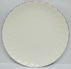 【貨物輸送無料】勝手もと装置・食器・膳立て物の具・瀬戸もの レノックスウェザリーケーキチョッププレートラウンドプラッター、プラチナ刈り込みLenox WEATHERLY 13 Cake / Chop Plate / Round Platter, Platinum Trim