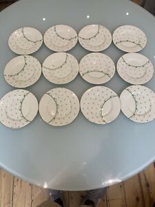 【貨物輸送無料】御厨子所備品・食器・膳立て物の具・瀬戸もの ロイヤル・ダルトン・イヴォンヌアールデコワンダフル・ギルディングとの紅茶一皿Royal Doulton Yvonne V1653 Art Deco 7’ Tea Plates In VGC with Wonderful Gilding
