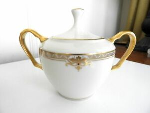 【送料無料】キッチン用品・食器・調理器具・陶器 レノックス中国共和国シュガーボウルゴールドバックスタンプアメリカ新しいLenox China REPUBLIC Sugar Bowl  Gold Backstamp USA - NEW W/ TAG!