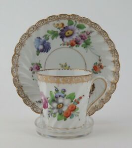 【送料無料】キッチン用品・食器・調理器具・陶器 ドレスデンの陶器の茶碗と受け皿。クレム、ドナートカンパニー。Dresden porcelain tea cup and saucer. Klemm, Donath \u0026amp; Co. c1900 (3).
