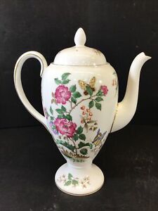 【送料無料】キッチン用品・食器・調理器具・陶器 ウェドウッドチャーンウッドボーンコーヒーポットメイドインイングランドボーンチャイナカップ中止Wedgwood Charnwood Bone Coffee Pot Made In England Bone China 4 Cup Disconti