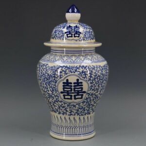 【送料無料】キッチン用品・食器・調理器具・陶器　シノワリ花瓶青と白中国磁器ジンジャージャー Chinoiserie vase Blue and White Chinese Porcelain Ginger Jar 1.1