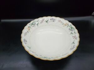 【送料無料】キッチン用品・食器・調理器具・陶器　ノリトブルックホロウラウンドベジタブルボウルNoritake Brookhollow Round Vegetable Bowl