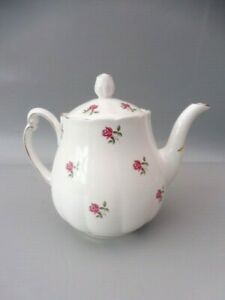 【送料無料】キッチン用品・食器・調理器具・陶器　コルクローフレグランスボーンチャイナティーポットCOLCLOUGH FRAGRANCE BONE CHINA TEAPOT 20,235円
