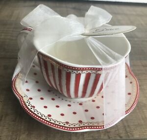 【送料無料】キッチン用品・食器・調理器具・陶器　グレースのティーラフジョセフィーヌレッドカップソーサーNWT Grace's Teaware JOSEPHINE RED Cup & Saucer 10862503