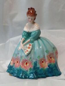 【送料無料】キッチン用品・食器・調理器具・陶器　ロイヤル・ドゥルトン・ビクトリアフィギュアRoyal Doulton Victoria figure HN3416