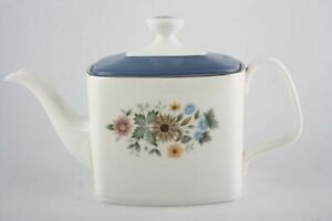 【送料無料】キッチン用品・食器・調理器具・陶器　ロイヤル・ドルトンパストラーレティーポットRoyal Doulton - Pastorale - H5002 - Teapot - 92984G