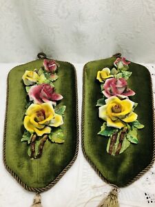 メーカー包装済 送料無料 キッチン用品 食器 調理器具 陶器 ヴィンテージカポディモンテ磁器の花壁掛け装飾 イタリア製 Vintage Capodimonte Porcelain Flower Wall Hanging Ornament Made In Italy お1人様1点限り Restaurant Yogihaus De