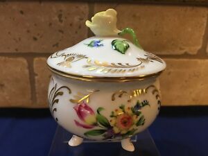 【送料無料】キッチン用品・食器・調理器具・陶器　ヘレンドフットボンボンボックスイエローローズプランタンHerend Footed Bonbon/ Box w/ Yellow Rose - Printemps｜hokushin