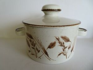 【送料無料】キッチン用品・食器・調理器具・陶器　ストーンヘンジ真冬ワイルドオーツクォートキャセロールディッシュストーンウェアStonehenge Midwinter Wild Oats 2 Quart Casserole Dish - Stoneware｜hokushin