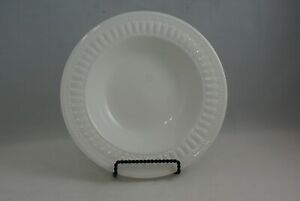 【送料無料】キッチン用品・食器・調理器具・陶器 オニダマジェスティックウェアアテナホワイトエンボスドリムスープボウルまたはのロットOneida Majesticware Athena White Embossed Rim 8 7/8 Soup Bowls Or Lot of 4