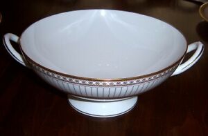【送料無料】キッチン用品・食器・調理器具・陶器　ウェジウッドコロネードゴールド野菜ボウルノーリッドWedgwood COLONNADE GOLD W4339 Vegetable Bowl No Lid