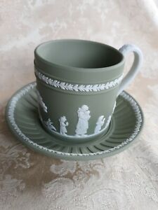 【送料無料】キッチン用品・食器・調理器具・陶器　ラブリーウェドグウッドセージグリーンジャスパーウェアレディテンプルトンカップアンドソーサーLOVELY WEDGWOOD SAGE GREEN JASPERWARE LADY TEMPLETON CUP AND SAUCER