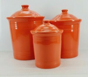 【送料無料】キッチン用品・食器・調理器具・陶器　セット大小キャニスタークロック蓋ケシオレンジ新set 3 FIESTA large medium small CANISTER CROCK LID poppy orange NEW