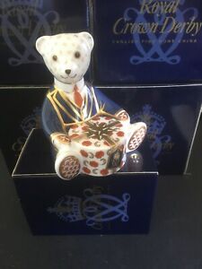 【送料無料】キッチン用品・食器・調理器具・陶器　ロイヤルクラウンダービーギフトベアRoyal Crown Derby Gift Bear