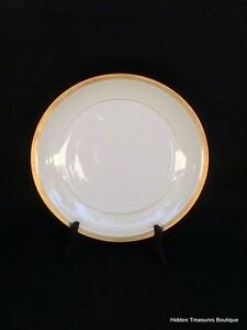 【送料無料】キッチン用品・食器・調理器具・陶器　ハビランド・バークレーラウンドチョッププレート美しいHaviland Berkeley 12 Round Chop Plate Beautiful