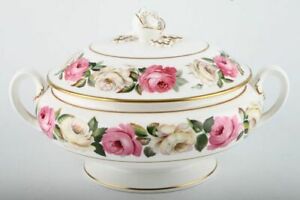 【送料無料】キッチン用品・食器・調理器具・陶器　ロイヤルウスターロイヤルガーデンエルガー野菜チューリーンと蓋Royal Worcester - Royal Garden - Elgar - Vegetable Tureen with Lid - 63518G