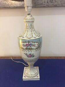 【送料無料】キッチン用品・食器・調理器具・陶器　ドレスデンシッツェンドルフラージテーブルランプDresden Sitzendorf Large Table Lamp