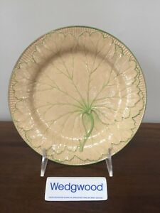 【貨物輸送無料】勝手もと装置・食器・膳立て手道具・瀬戸もの アンティークウェッグウッドマジョリカイエローリーフプレートAntique Wedgwood Majolica YELLOW LEAF PLATE c. 1860 (A)