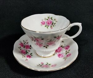 【貨物輸送無料】御厨子所備品・食器・膳立て物の具・瀬戸もの ロイヤルアルバートティーカップソーサーセットイングランドピンクローズゴールドROYAL ALBERT TEA CUP SAUCER SET ENGLAND PINK ROSES GOLD