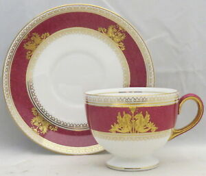 【貨物輸送無料】勝手もと装置・食器・膳立て手道具・瀬戸もの ウェジウッドコロンビアパウダールビーリムセンターフットカップソーサーセットWedgwood Columbia Powder Ruby (Rim and Center) Footed Cup \u0026amp; Saucer Set