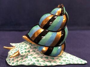 【貨物輸送無料】御厨子所装具・食器・膳だて物の具・瀬戸もの ヘレンドフィギュア大海原スナイユグリーンフィッシュネットHerend Figurine - Large Sea Snaill - Green Fishnet