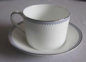 【送料無料】キッチン用品・食器・調理器具・陶器　カップソーサーウェジウッドベラワングログランインディゴパターン新Cup & Saucer Wedgwood Vera Wang Grosgrain Indigo Pattern New
