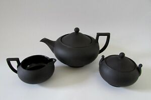 【貨物輸送無料】勝手もと装置・食器・膳立て物の具・瀬戸もの ウェジウッドブラック玄武岩ティーポット書き割りWedgwood Black Basalt Teapot Set