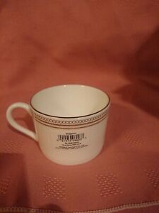 【送料無料】キッチン用品・食器・調理器具・陶器　ウェジウッドベラワンウィズラブティーカップWedgwood Vera Wang With Love Tea Cup