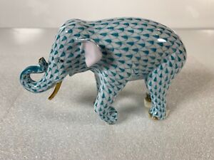 【送料無料】キッチン用品・食器・調理器具・陶器　ヘレンアジアゾウフィギュアターコイズフィッシュネットHerend Asian Elephant Figurine Turquoise Fishnet 5898｜hokushin 58,188円