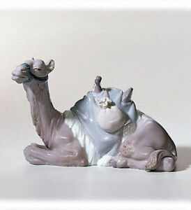 【貨物輸送無料】勝手もと装置・食器・膳立て物の具・瀬戸もの セラドロ瀬戸もの駱駝生まれ落ちるLLADRO Porcelain : CAMEL (nativity) (01006944)