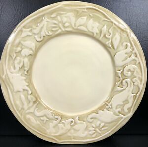 【送料無料】キッチン用品・食器・調理器具・陶器　ヴィタリエンボスドスクロールディナープレートイタリアVitali Embossed Scrolls Dinner Plate Italy