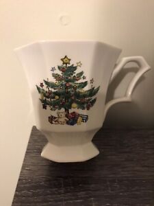 【送料無料】キッチン用品・食器・調理器具・陶器　日光クリスマスタイムカップセットNIKKO CHRISTMAS TIME CUPS SET OF FIVE