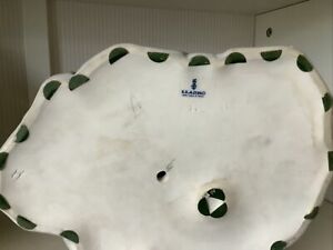 【貨物輸送無料】勝手もと装置・食器・膳立て手道具・瀬戸もの ヴィンテージお上さんの葡萄をふり出しする意中の女の男の馬鹿でかいな瀬戸ものの姿VINTAGE LLADRO C1969 Huge Porcelain Figure Of Lovers Man Feeding Women Grapes