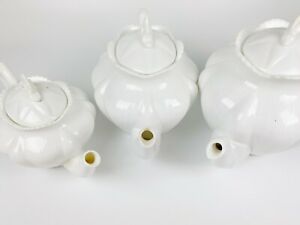 【送料無料】キッチン用品・食器・調理器具・陶器　フォーリー・ウィルマン・シェリーリージェンシー・デ・テアポットポットロット異なるサイズホワイトFOLEY WILEMAN SHELLEY Regency Dainty Teapot Pot Lid lot x3 different size W 87,989円