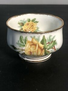 【送料無料】キッチン用品・食器・調理器具・陶器　ロイヤルアルバートティーローズカップRoyal Albert Tea Rose Cup