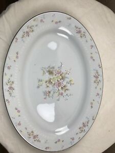 【送料無料】キッチン用品・食器・調理器具・陶器　クレセントファインチャイナジエパイゴールドリムサービングボウル付きフローラルパターンCrescent Fine China Jie Pai 9 Floral Pattern With Gold Rim Serving Bowl