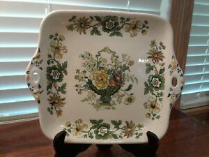 【貨物輸送無料】勝手もと設備・食器・膳立て手道具・瀬戸もの メイソンズストラスモアストーンウェアスクエアは、花の西洋菓子一皿を扱いましたMason\u0027s Strathmore Stoneware Square Handled Floral Cake Plate C 4897