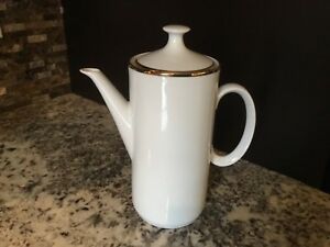【送料無料】キッチン用品・食器・調理器具・陶器　中国の交換コーヒーポット蓋ホワイトゲルマー磁器ブラジルのチップスChina Replacements - Coffee Pot & Lid White by Germer Porcelanas Brazil no Chips