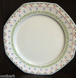 【送料無料】キッチン用品・食器・調理器具・陶器　ミカサラウンド花と春のバリハイホワイトより若いプラッタMIKASA ROUND 12 PLATTER Younger than Springtime Bali Hai White with Flowers