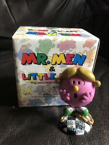 【送料無料】キッチン用品・食器・調理器具・陶器　ミスターメンリトルミス役立つフィギュアロイヤル・ドゥルトンオランダ・スタジオMr Men - Little Miss Helpful Figurine | Royal Doulton / Holland Studio | 1998