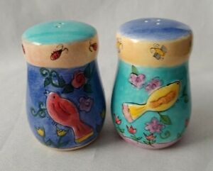 【送料無料】キッチン用品・食器・調理器具・陶器 三五鳥とミツバチ塩と胡椒シェーカーSANGO BIRDS & THE BEES SALT & PEPPER SHAKERS